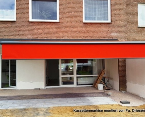 Kassettenmarkise_sonnenschutz_Volantrollo-37ef8341