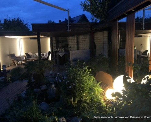 Terrassendach_lamaxa_mit_Licht-3095f94f