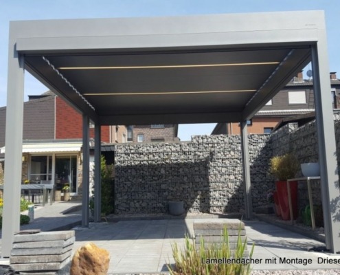 lamellendach_renson_terrassenberdachung-445e77a5