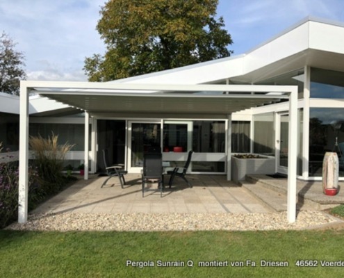 sunrainQ_pergolamarkise_driesen_Regenschutz_sonnenschutzmarkise-a038a95f